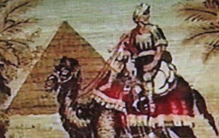 祇園祭の山鉾に描かれたエジプトピラミッド